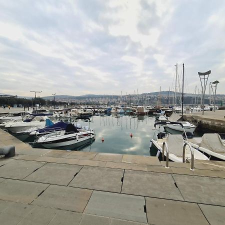 Koper Step To The Sea Apartment ภายนอก รูปภาพ